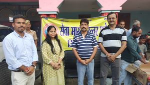बाढ़ पीड़ितों के बीच सेवा भारती का राहत अभियान जारी
